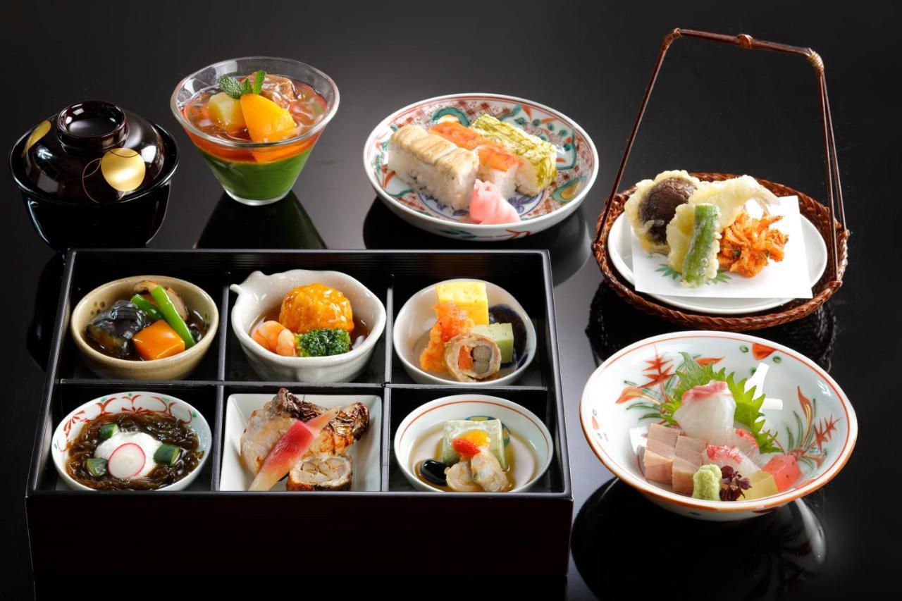 Sheraton Miyako Hotel Ōsaka Extérieur photo
