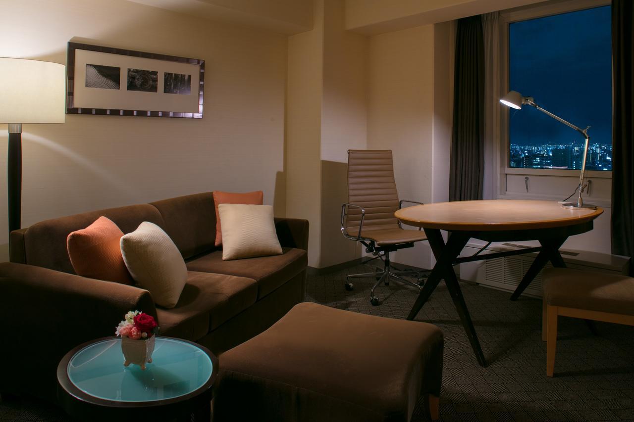 Sheraton Miyako Hotel Ōsaka Extérieur photo